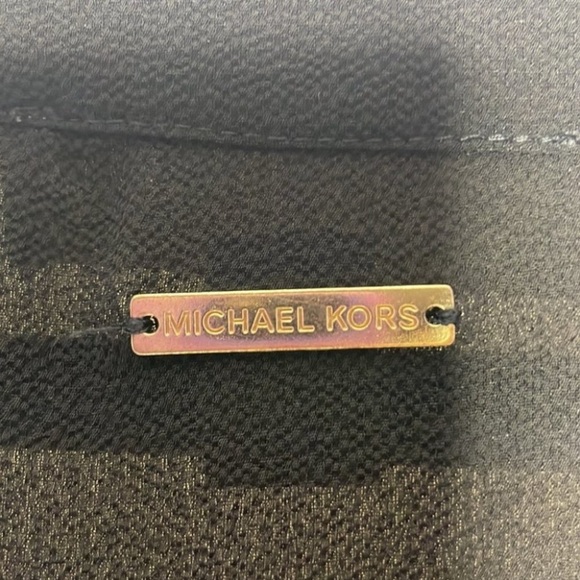 Michael Kors Size S Semi Sheer Black Long Bell Sleeve V Neck Lightweight Blouse - Picture 6 of 7